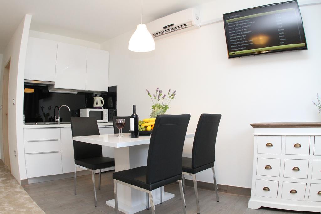 Studio Apartments Mirakul Split Kamer foto